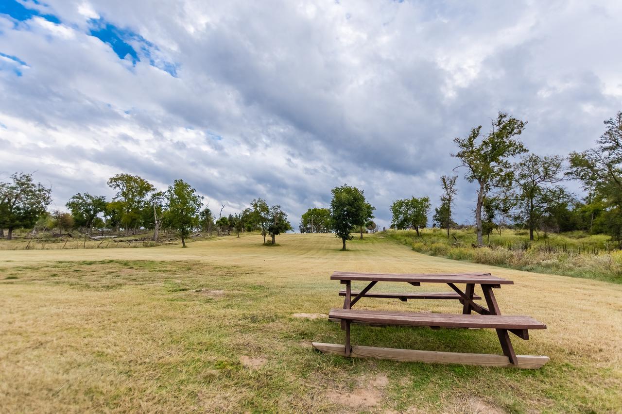 Vineyard Trail Cottages- Adults Only Фредериксберг Номер фото
