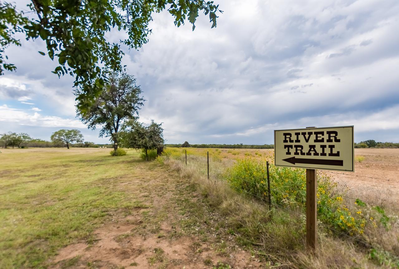 Vineyard Trail Cottages- Adults Only Фредериксберг Номер фото