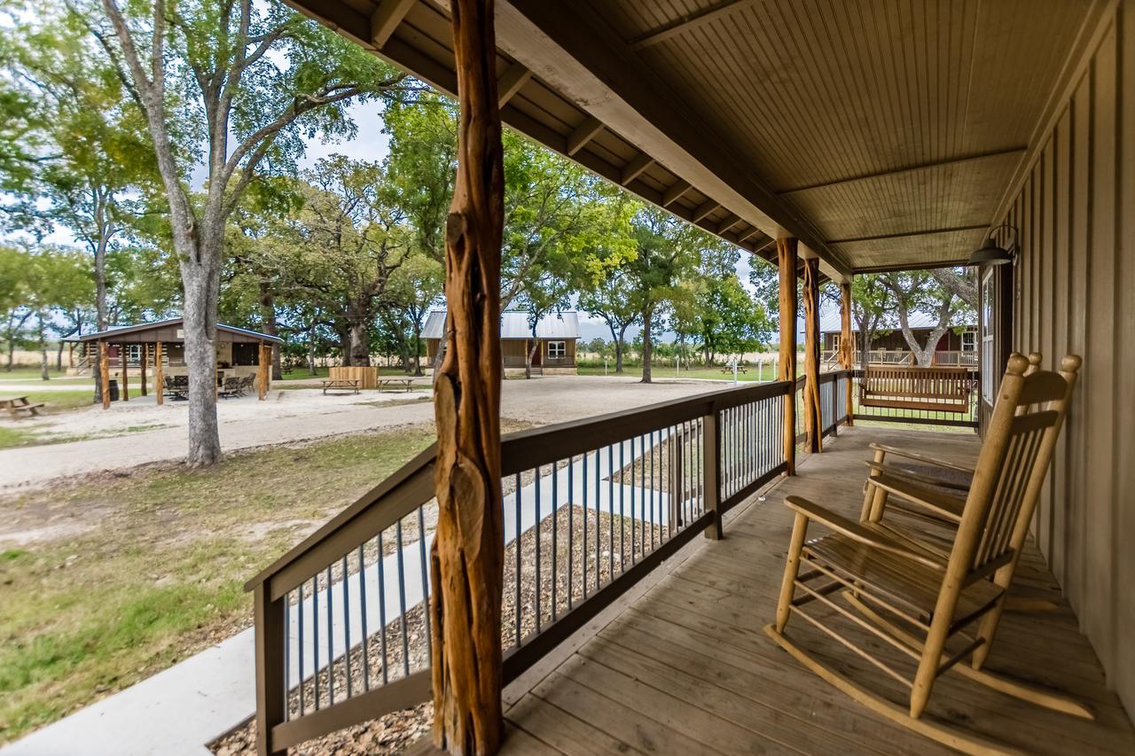 Vineyard Trail Cottages- Adults Only Фредериксберг Номер фото