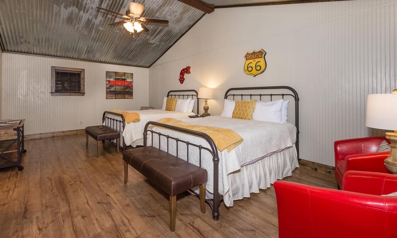 Vineyard Trail Cottages- Adults Only Фредериксберг Номер фото